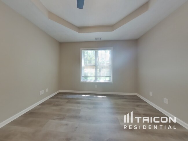 Building Photo - 3645 Heritage Ridge Ln
