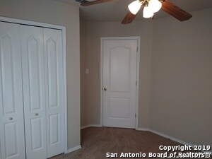 Building Photo - 6114 Lakeview Ct