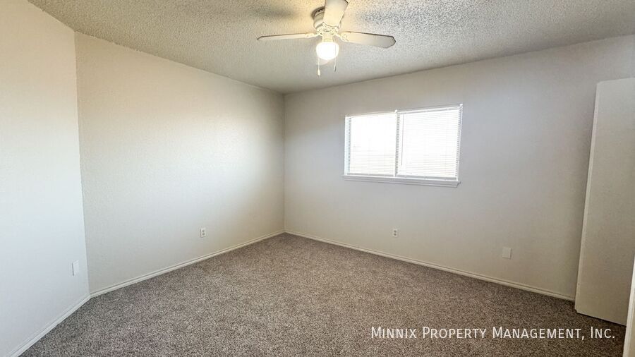 Building Photo - 5802 6th St