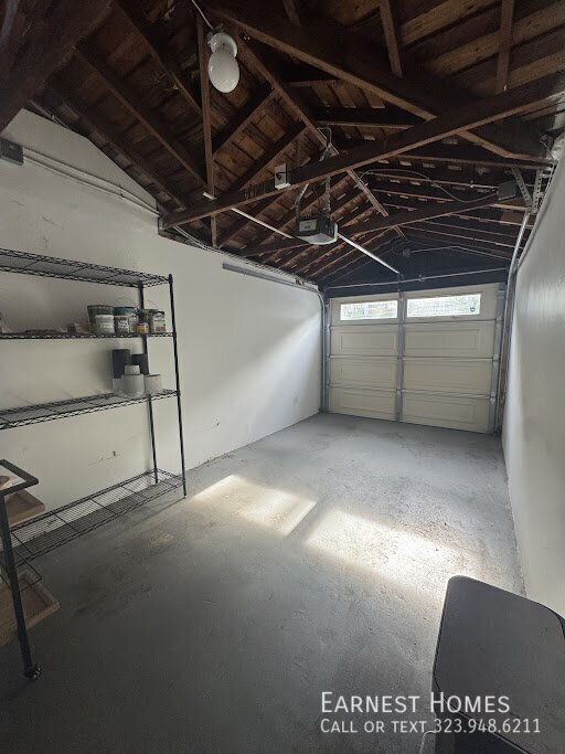 Building Photo - 3424 Oak Glen Dr