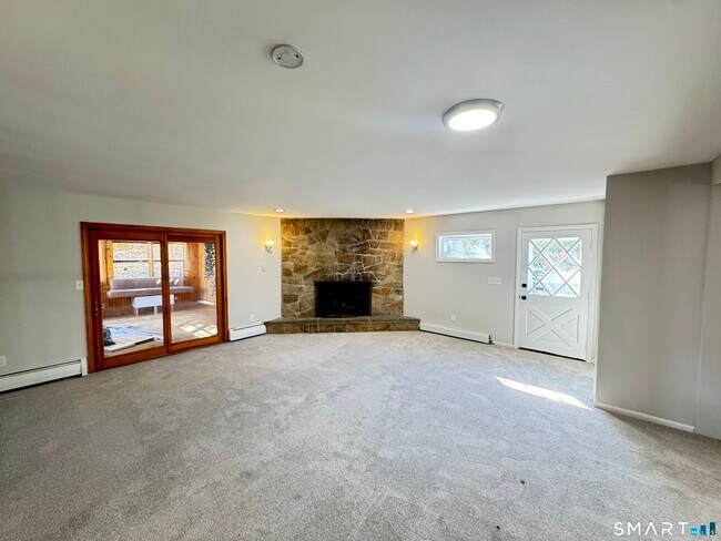 Building Photo - 137 Middletown Ave