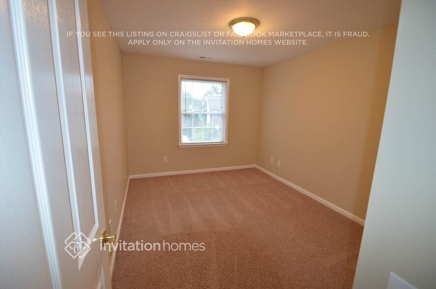 Building Photo - 6018 Swanston Dr