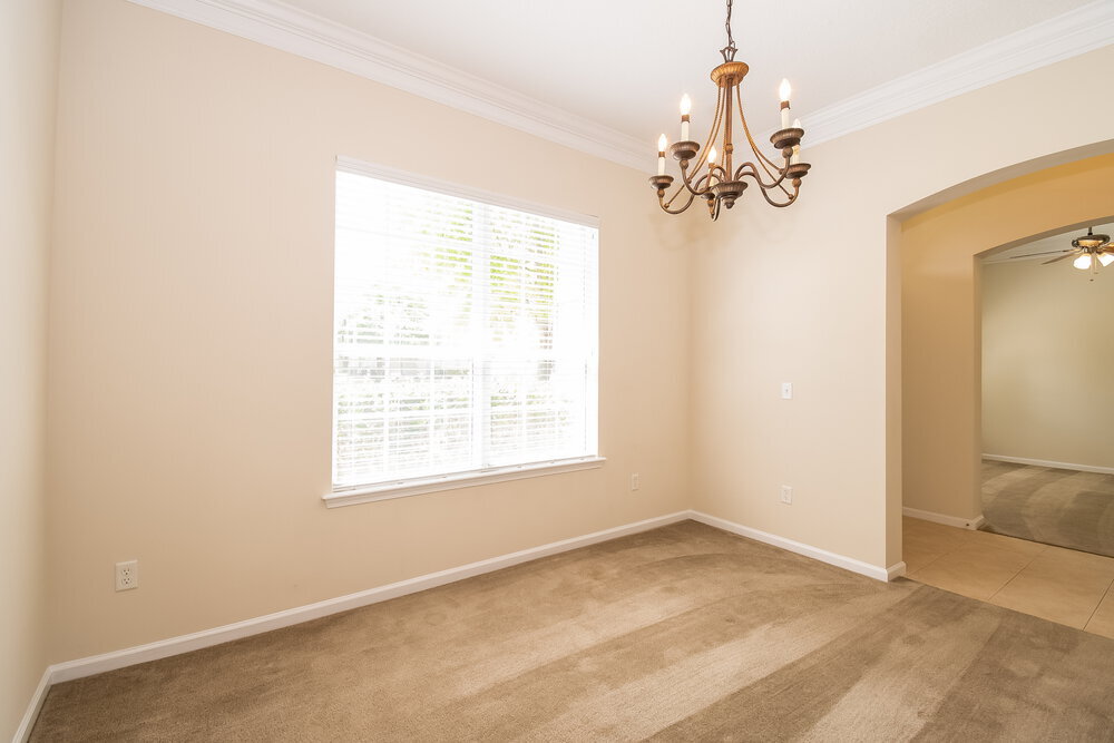 Building Photo - 2817 Alaskan Way