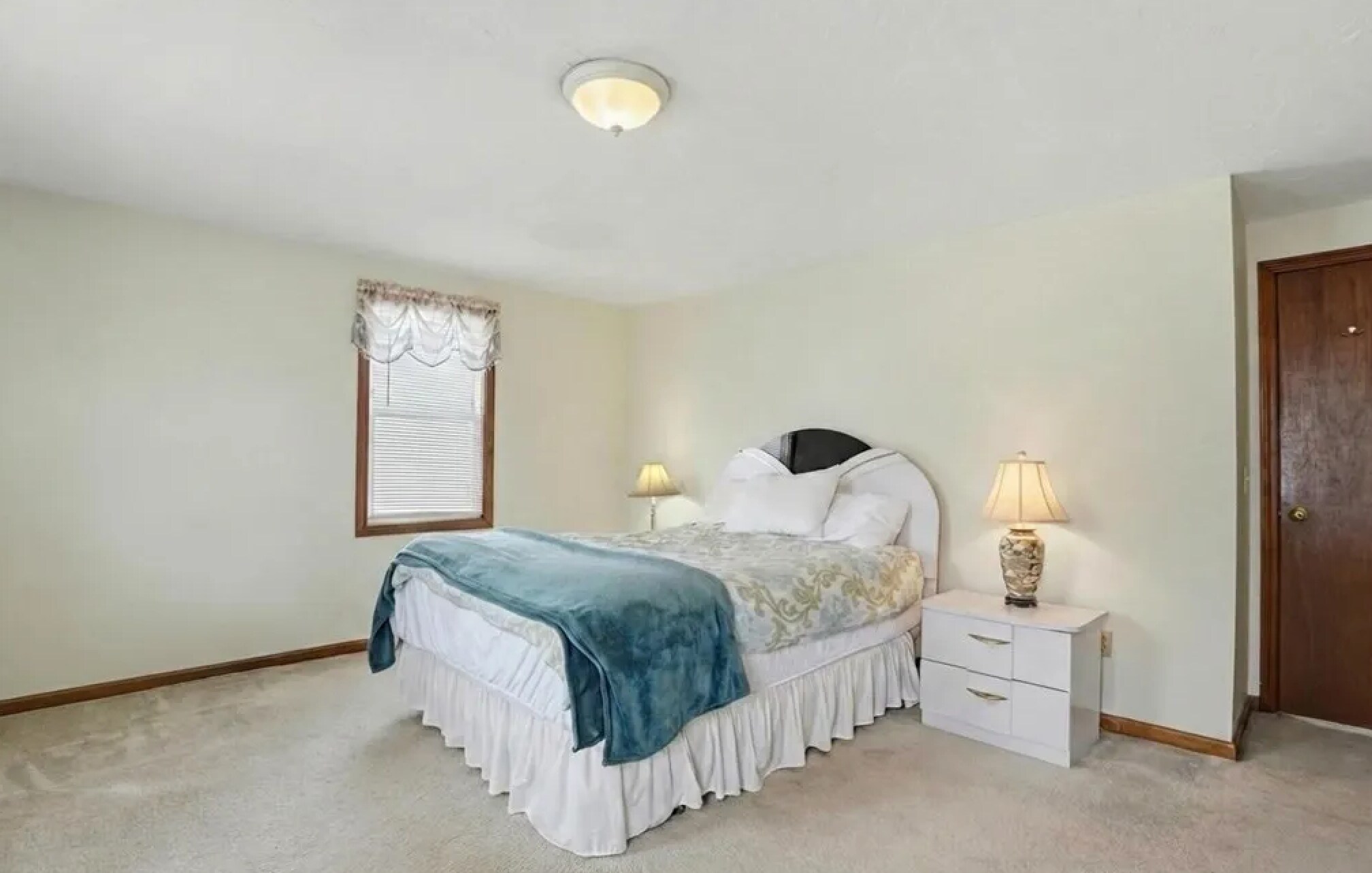 Building Photo - 20 Bolton St