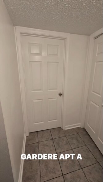 Building Photo - 2182 Gardere Ln