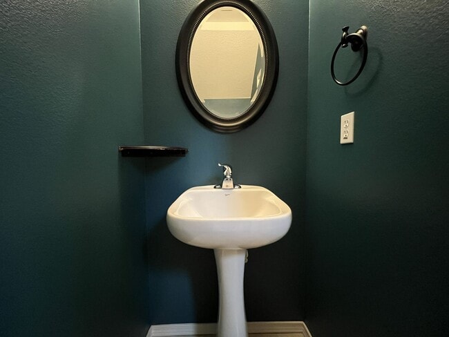 Building Photo - Inviting Two-Story 3BR Home Featuring New Carpet, New Stainless Appliances, Spacious Garage Stora...