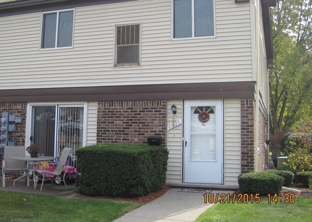 Building Photo - 41129 S Woodbury Green Dr