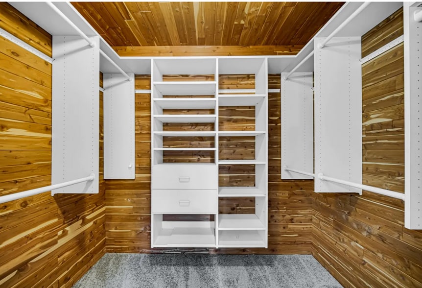 Building Photo - 212 Timrick Dr