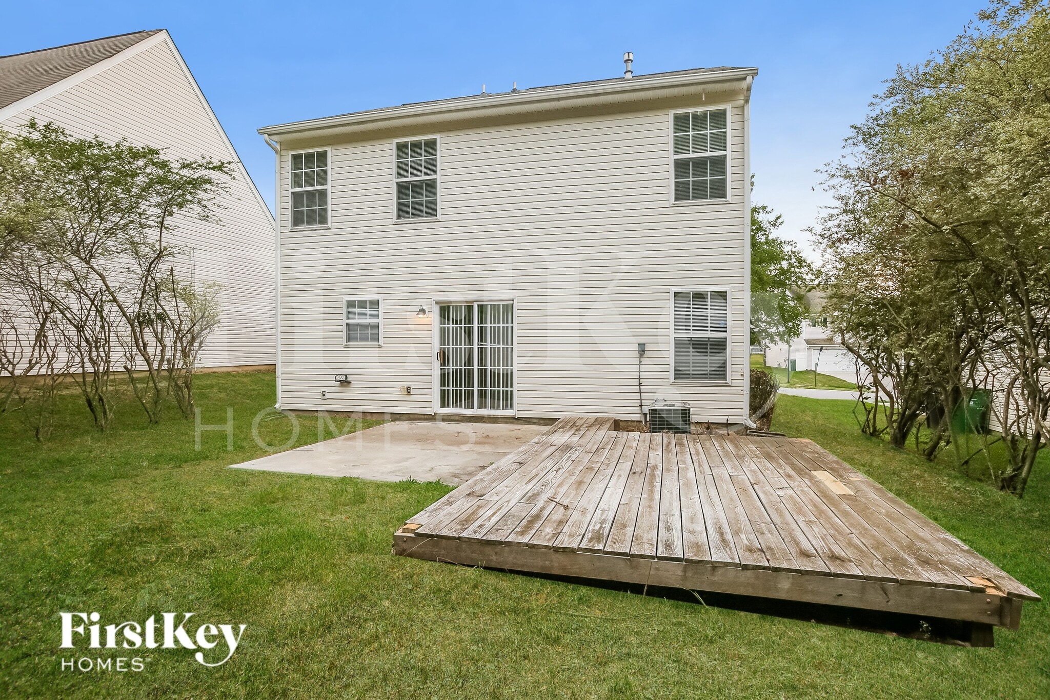 Building Photo - 9143 Simonton Dr