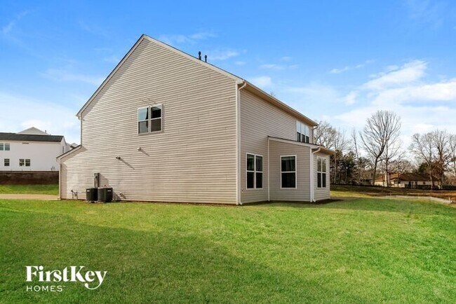 Building Photo - 628 Okame Ct