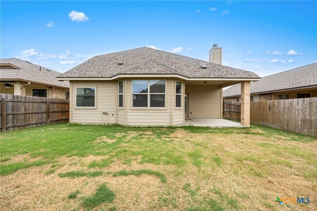 Building Photo - 1414 Fawn Lily Dr