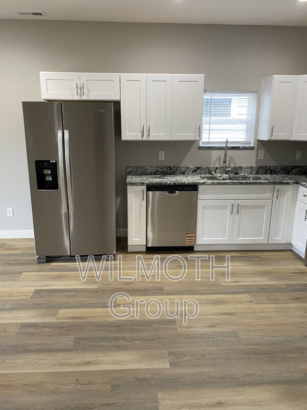 Building Photo - 931 N Beville Ave