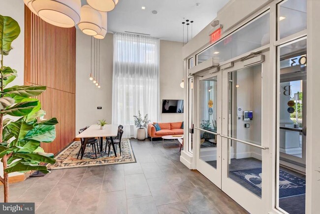 Building Photo - 6803 Cameron Dr NW