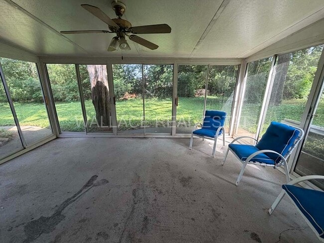 Building Photo - 11141 Pleasant Forest Dr