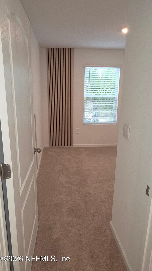 Building Photo - 56 Sage Br St