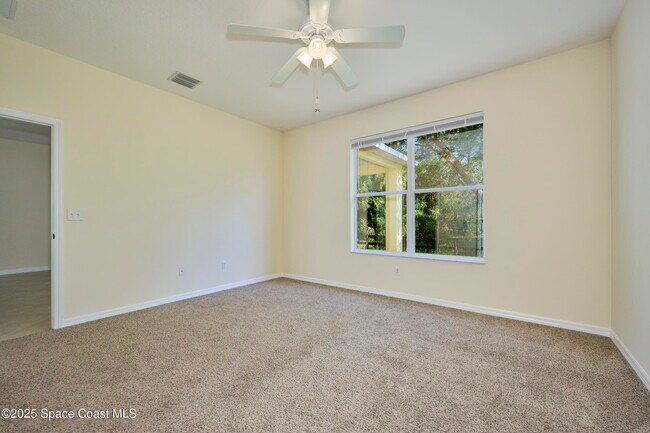 Building Photo - 9086 107th Ct