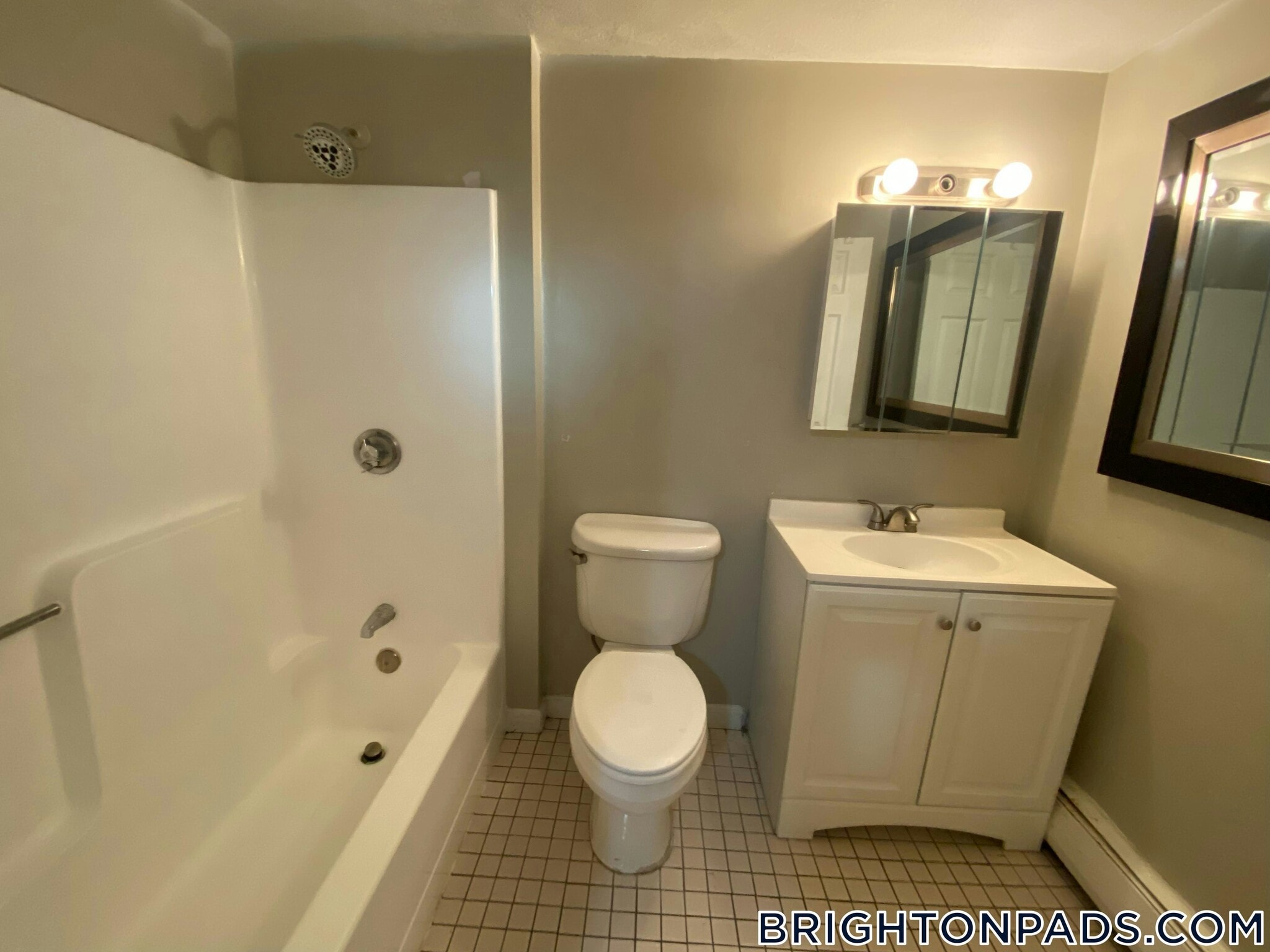 Building Photo - 27 Kelley Ct