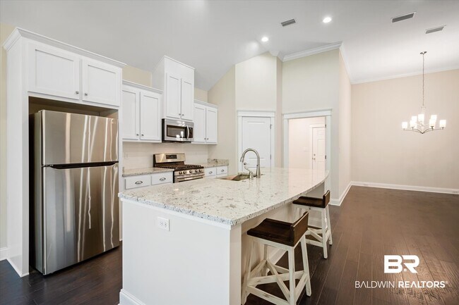 Building Photo - 774 Dunker Ave