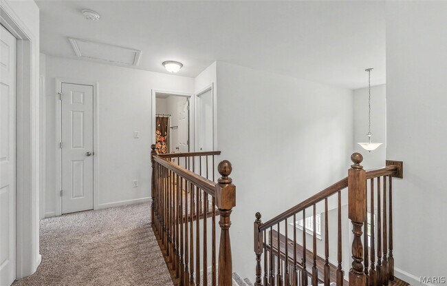 Building Photo - 351 Timber Valley Trail