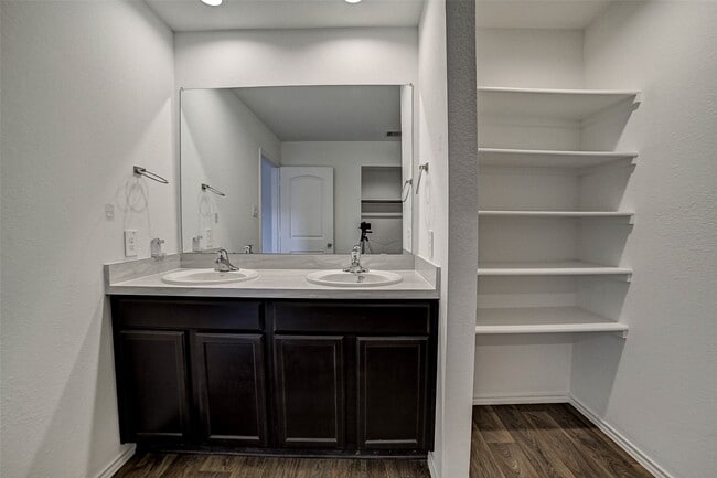 Building Photo - 21242 Violet Dusk Dr