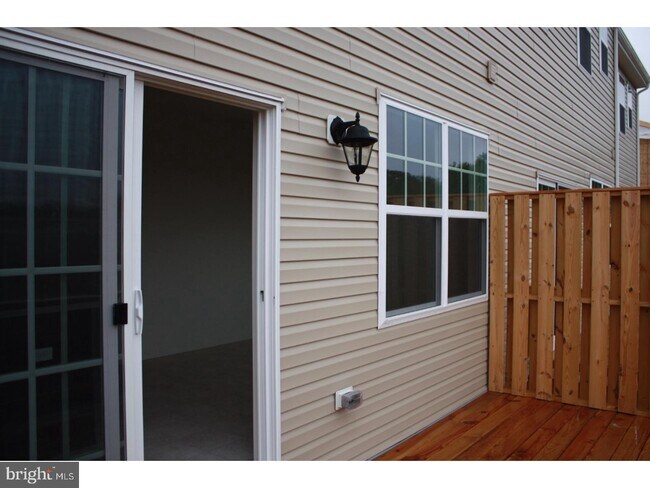 Building Photo - 151 Tidbury Crossing