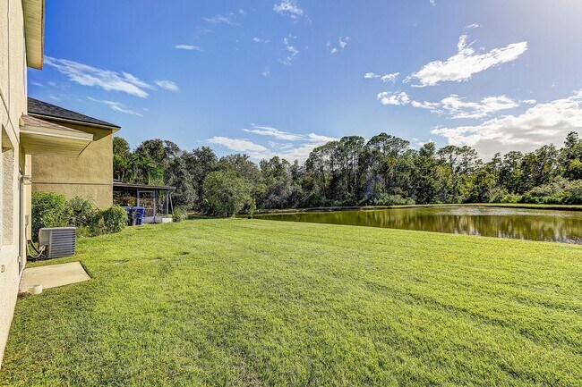 Building Photo - Prime Northwood Home on a Conservation Lot...