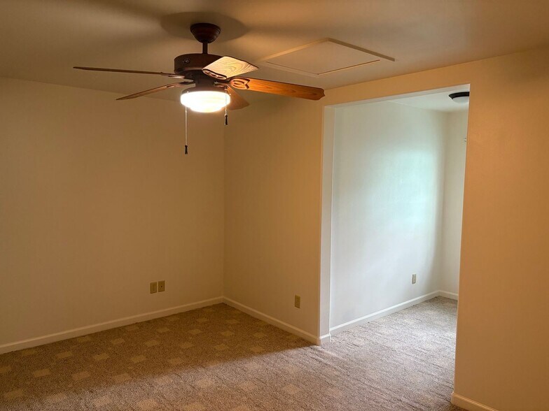 Building Photo - 2924 Moki Ovl