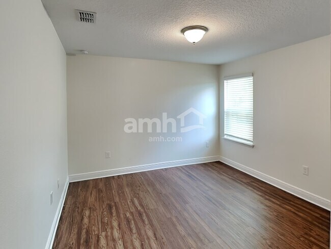 Building Photo - 761 Zarabrooke Ct