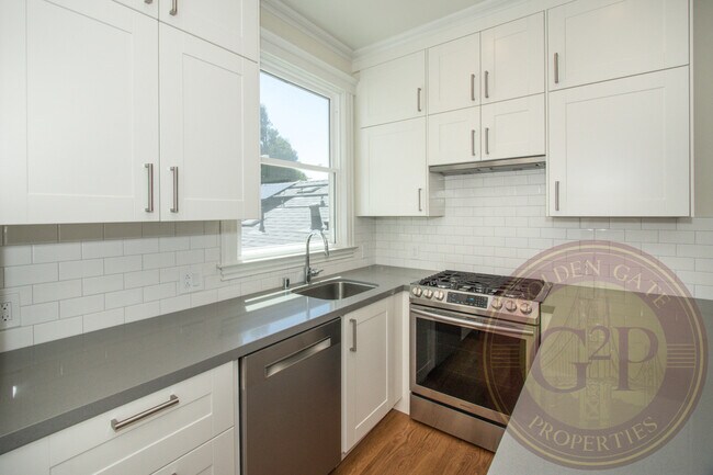Building Photo - Pacific Heights - 1 BR, 1 BA Condo 650 Sq. Ft. - 3D Virtual Tour, Storage