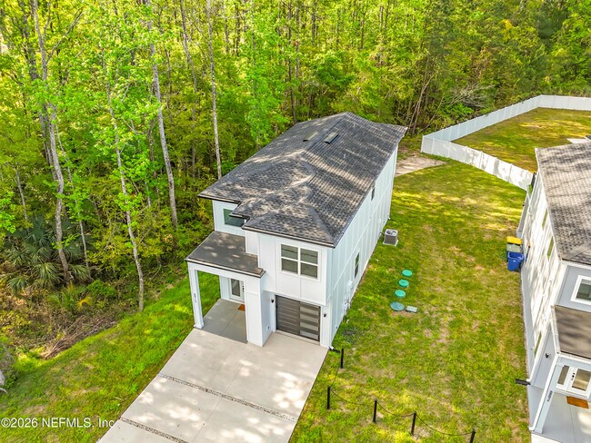 Building Photo - 8912 Hogan Rd