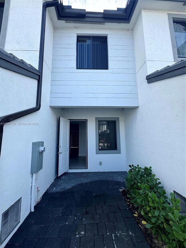 Building Photo - 18992 SW 344th Ter