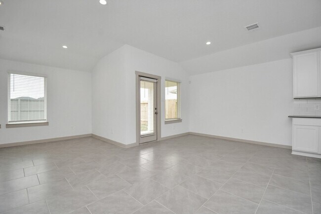 Building Photo - 7731 Suffolk Vly Ln
