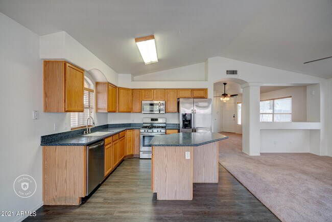 Building Photo - 2697 S 156th Dr