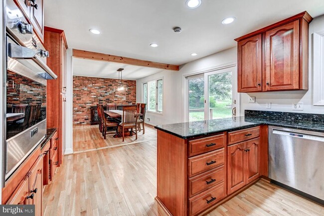 Building Photo - 206 Dunbeath Ct