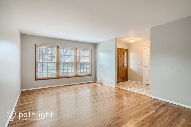 Building Photo - 1525 North Patton Avenue, Arlington Height...