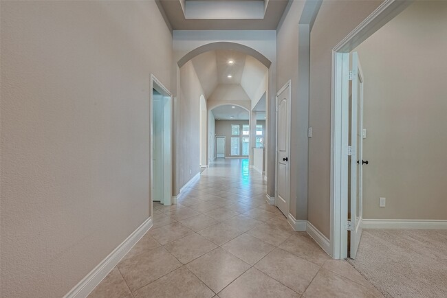 Building Photo - 5810 Emmit Creek Ln