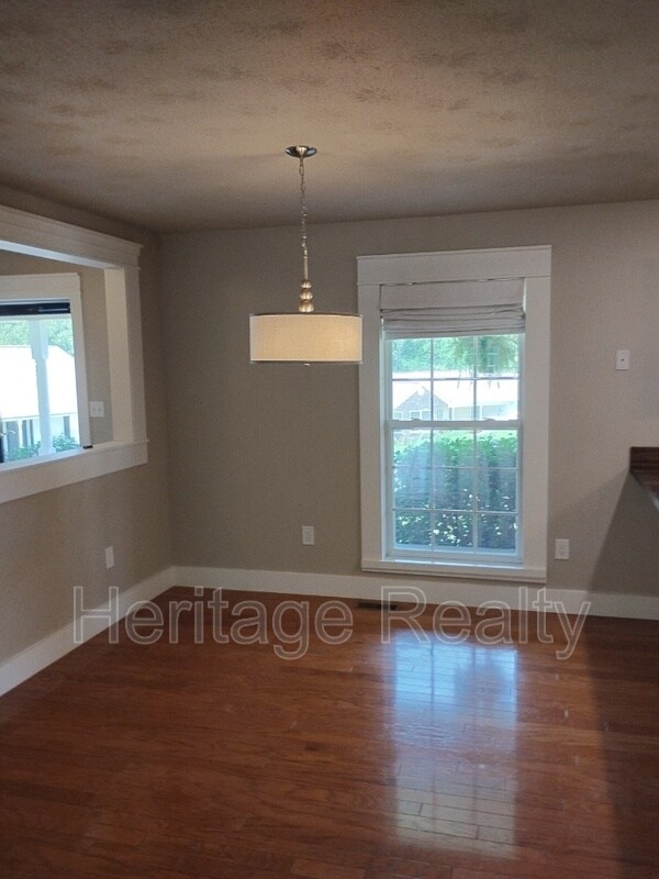 Building Photo - 2707 Lady Bug Ln