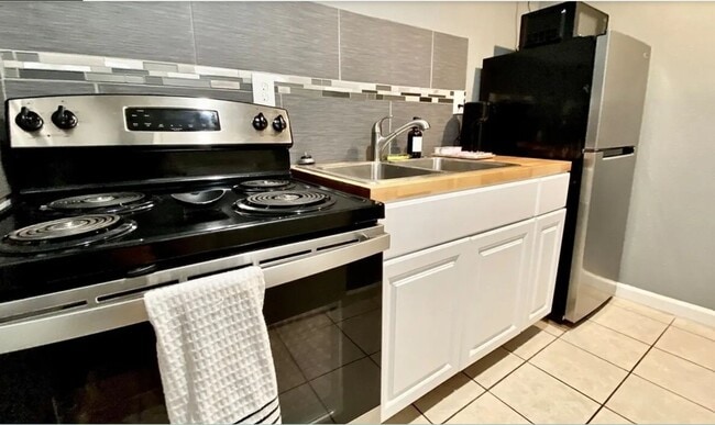 Building Photo - Morgan