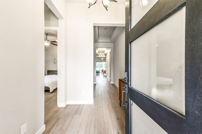 Building Photo - 28289 Emerald Bnd