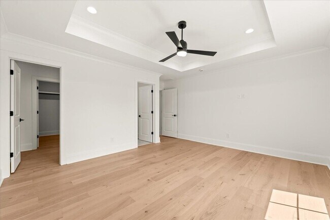 Building Photo - 1270 Glen Eagle Dr