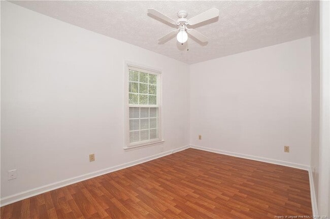 Building Photo - 6440 Brookshire St