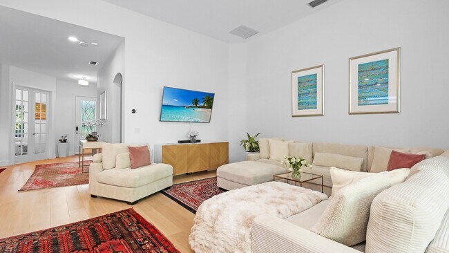 Building Photo - 72 Tall Trees Ct