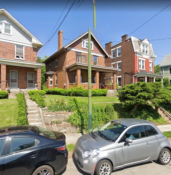 Building Photo - 2409 Fairview Ave