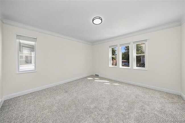 Building Photo - 16549 Washburn St