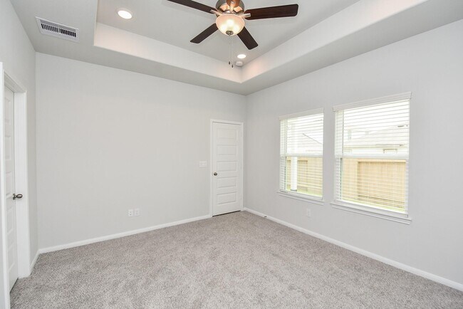 Building Photo - 8319 Bristlecone Pne Wy