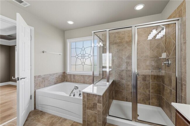 Building Photo - 2117 Wylmoor Way