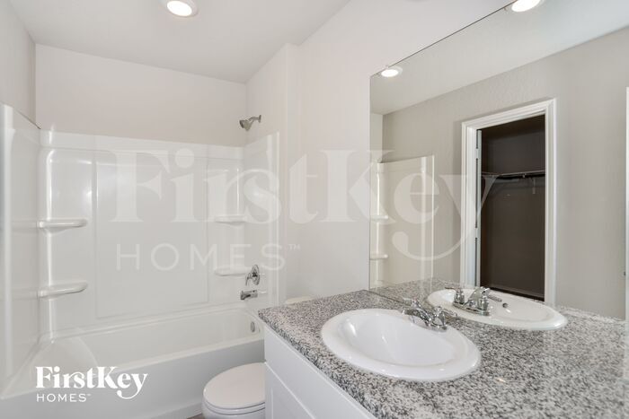 Building Photo - 10766 Prusiner Dr