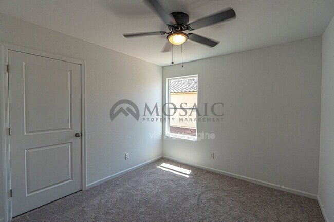 Building Photo - 1445 Jaycie Dr