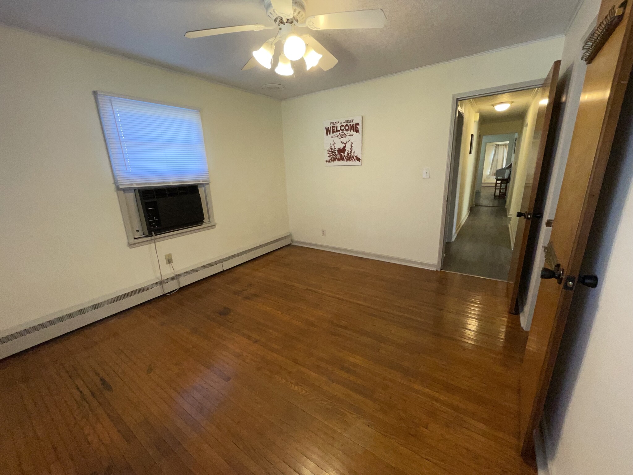 Downstairs back bedroom - 4401 Haffner Dr