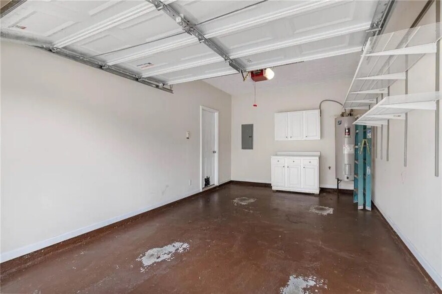 Building Photo - Room in Townhome on Hill Station Ct